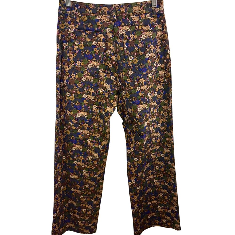 Vilagallo Floral Pants. Size 38
Made in Madrid
Size Medium 8/10 - Picture 3 of 7